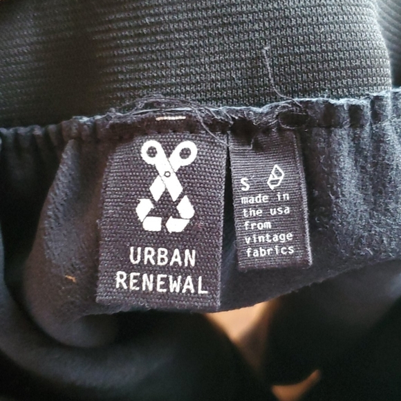 Real leather skirt made in USA from vintage fabric - Picture 3 of 3